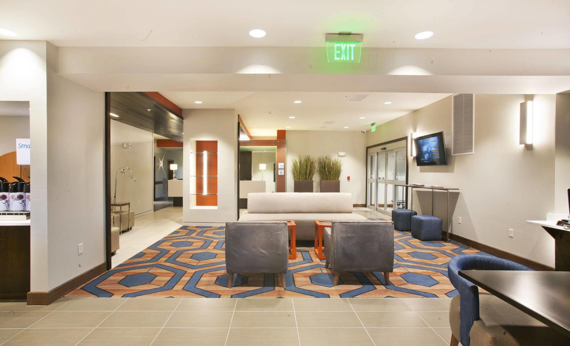 Holiday Inn Express Hotel & Suites Hot Springs By Ihg מראה חיצוני תמונה