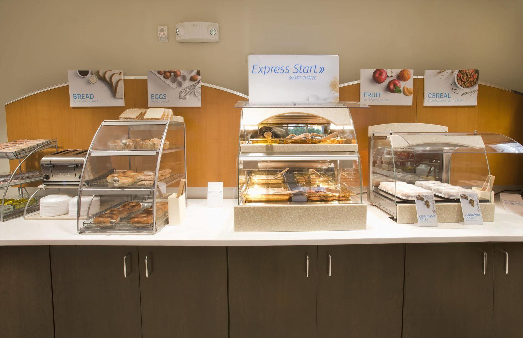 Holiday Inn Express Hotel & Suites Hot Springs By Ihg מראה חיצוני תמונה